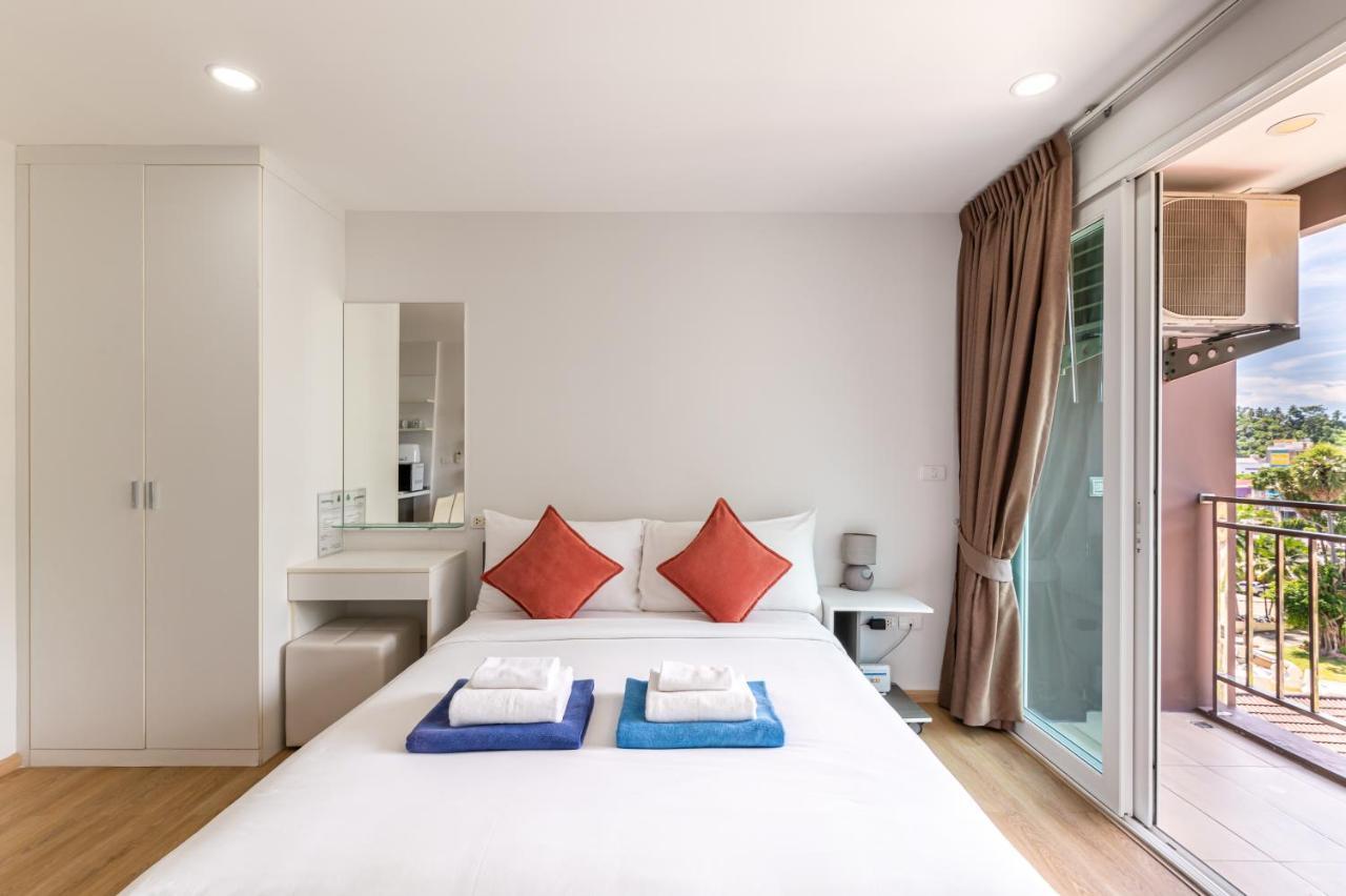 Ozone Condotel By Resava Strand Kata Exterior foto