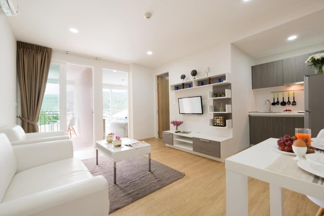 Ozone Condotel By Resava Strand Kata Exterior foto
